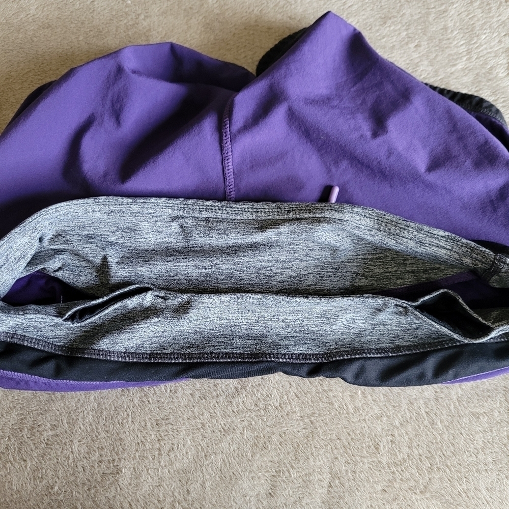 Lululemon Groovy Run Shorts size 4 - Picture 12 of 13